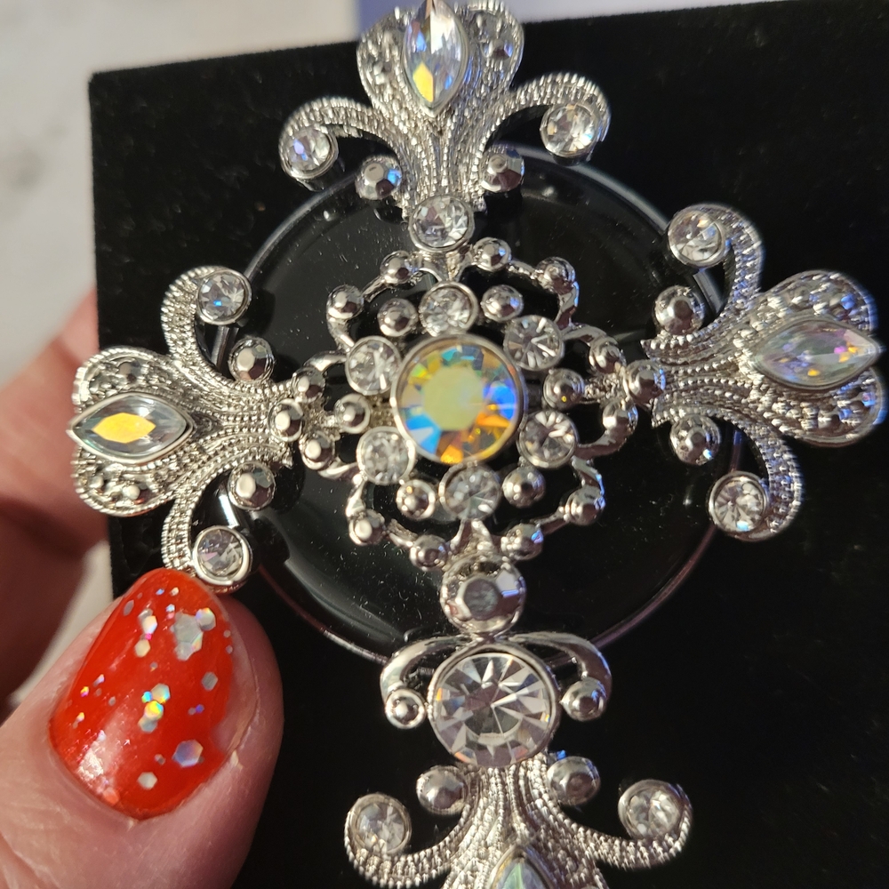 Elegant Silver Purse Holder with Crystal Accents Nwt